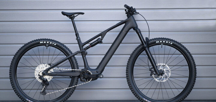 E-Bike de montaña Cube AMS Hybrid One44